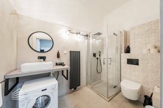 Thumbnail von Volledig gerenoveerd huis met 4 eenheden en ruwe zolder, nabij Sternwartepark