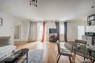 Thumbnail von Volledig gerenoveerd huis met 4 eenheden en ruwe zolder, nabij Sternwartepark