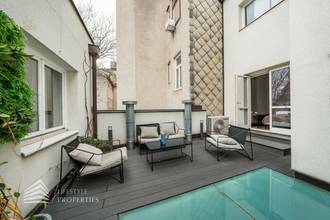 Thumbnail von Volledig gerenoveerd huis met 4 eenheden en ruwe zolder, nabij Sternwartepark