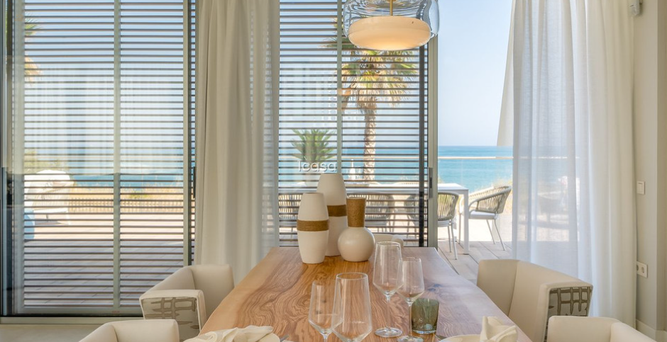 Thumbnail von 3 Bedroom Villa For Sale In Estepona