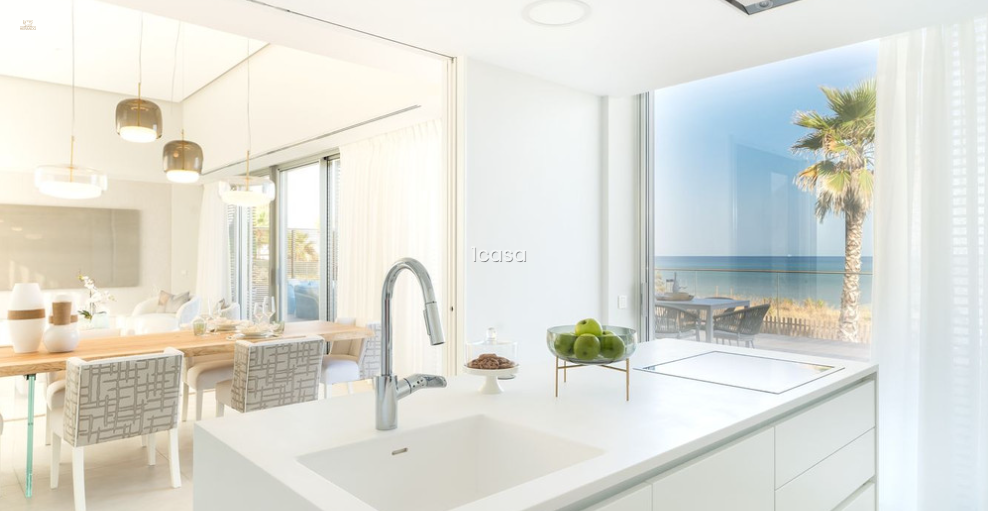 Thumbnail von 3 Bedroom Villa For Sale In Estepona