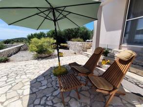 Thumbnail von Haus mit mediterranem Garten in erster Reihe zum Meer, Region Rogoznica / Trogir