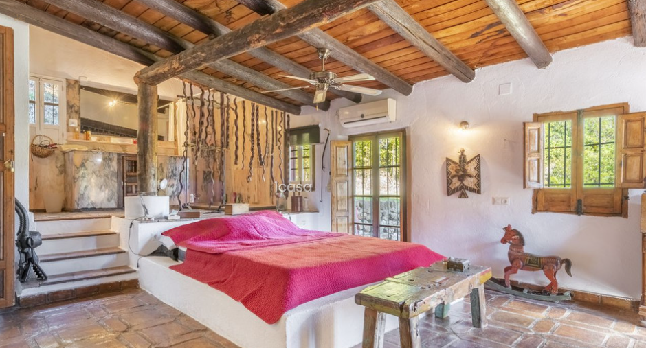 Thumbnail von 5 Bedroom Villa For Sale In Benahavís