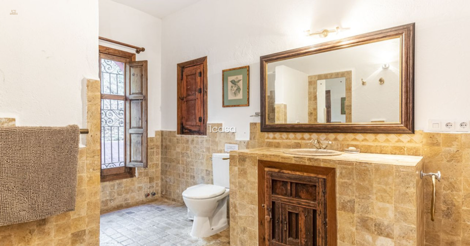 Thumbnail von 5 Bedroom Villa For Sale In Benahavís