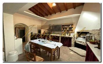 Thumbnail von Ferienanlage mit riesigem Grundstück nahe Caltabellotta