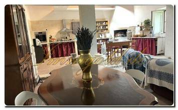 Thumbnail von Ferienanlage mit riesigem Grundstück nahe Caltabellotta