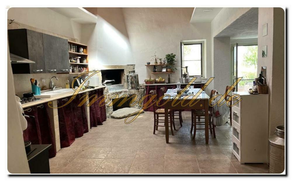 Thumbnail von Ferienanlage mit riesigem Grundstück nahe Caltabellotta