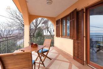 Thumbnail von Gepflegtes Mehrfamilienhaus mit Meerblick in Klenovica