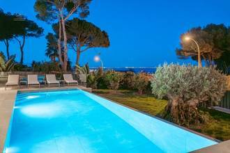 Thumbnail von Erstklassige Luxusvilla in traumhafter Lage nahe dem Meer