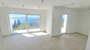 Thumbnail von Neubauwohnungen im obersten Stockwerk nahe dem Meer