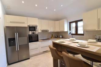 Thumbnail von Sessiz bir konumda, Krk bölgesinde yüzme havuzlu Akdeniz tarzı villa