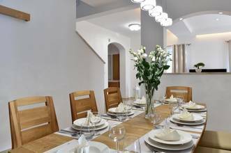 Thumbnail von Sessiz bir konumda, Krk bölgesinde yüzme havuzlu Akdeniz tarzı villa