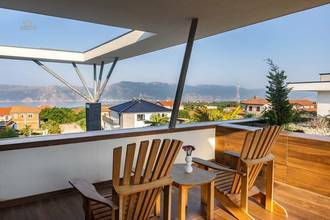 Thumbnail von Villa moderna con piscina e vista mare