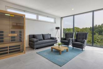 Thumbnail von Region Krk, Insel Krk: Moderne Neubau-Villa mit Pool