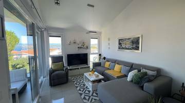 Thumbnail von Appartement mit Meerblick + Studio mit Garten