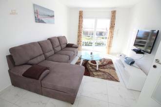 Thumbnail von Familienhaus mit Pool und Blick auf das Meer