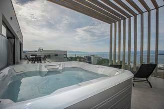 Thumbnail von Luxus-Penthouse mit Panorama-Meerblick