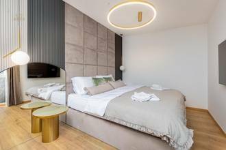 Thumbnail von Modernes Appartement + Studio mit Garten und Pool