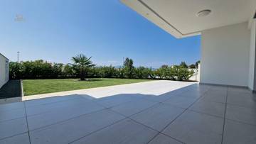 Thumbnail von Zwei Appartements (EG mit Garten + 1. Etage) im modernen Neubau