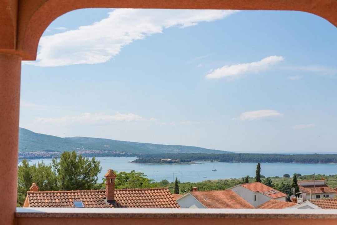 Wohnung mit schönem Meerblick, Region Krk