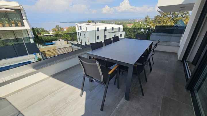 Modernes Appartement mit Meerblick in Malinska, Insel Krk