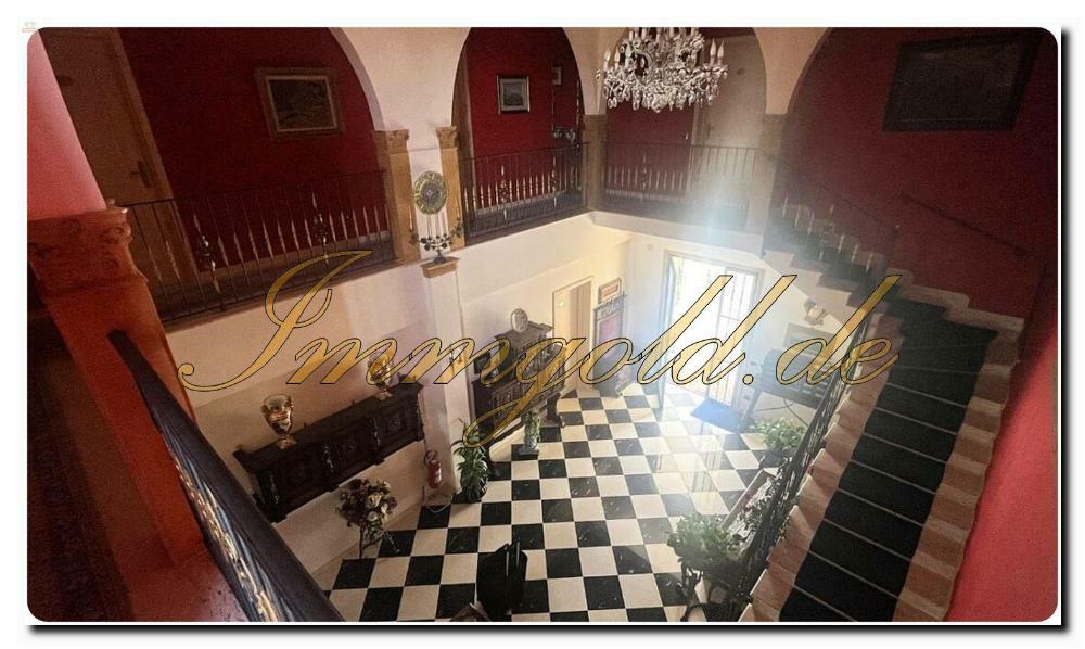 Thumbnail von Prunkvolle, außergewöhnliche Villa