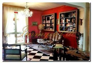 Thumbnail von Prunkvolle, außergewöhnliche Villa