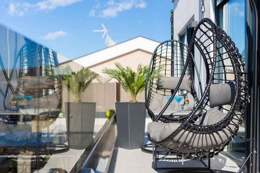 2 Wohnungen auf der obersten Etage - mit Meerblick