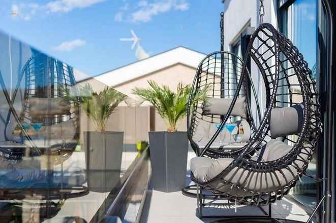 2 Wohnungen auf der obersten Etage - mit Meerblick