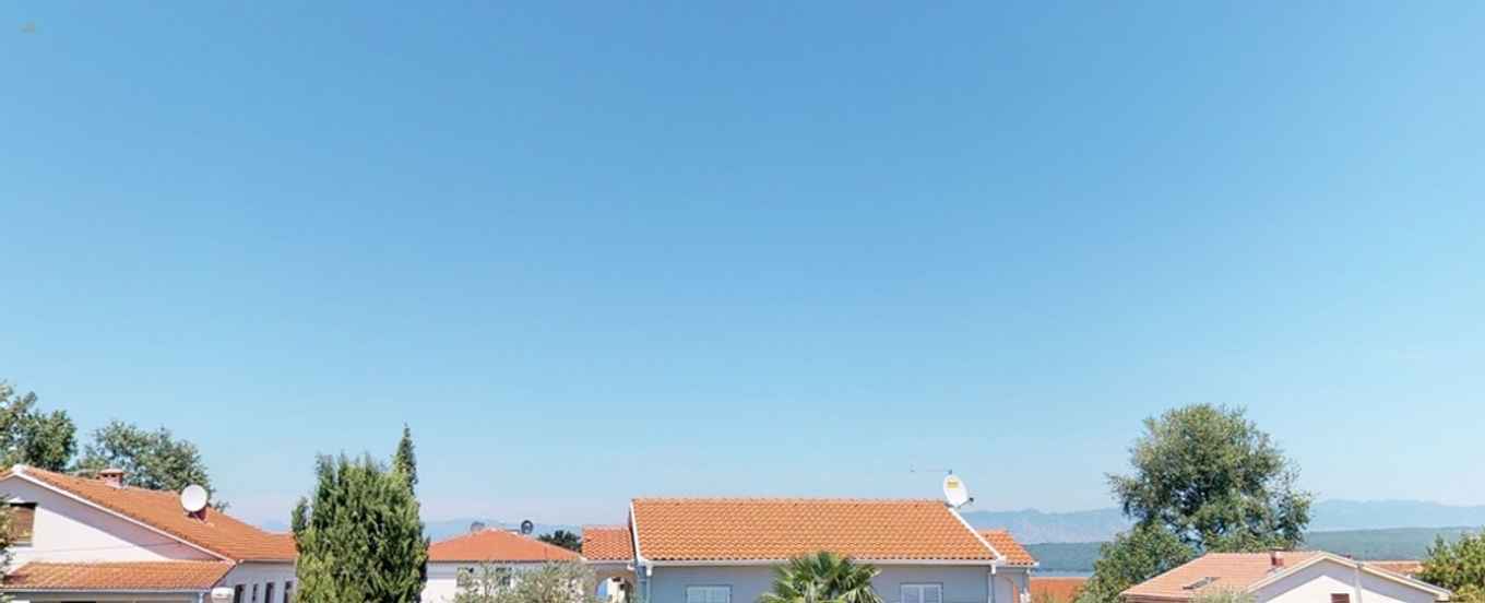 Möbliertes Appartement nahe dem Meer