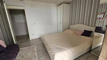 Thumbnail von Moderne Villa mit Swimmingpool und Meerblick