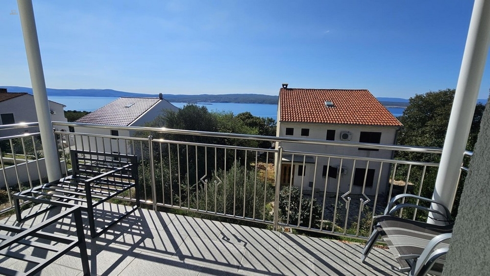 Dachgeschosswohnung mit Panorama-Meerblick