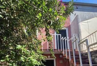 Thumbnail von Traditionelles Steinhaus mit großem Garten