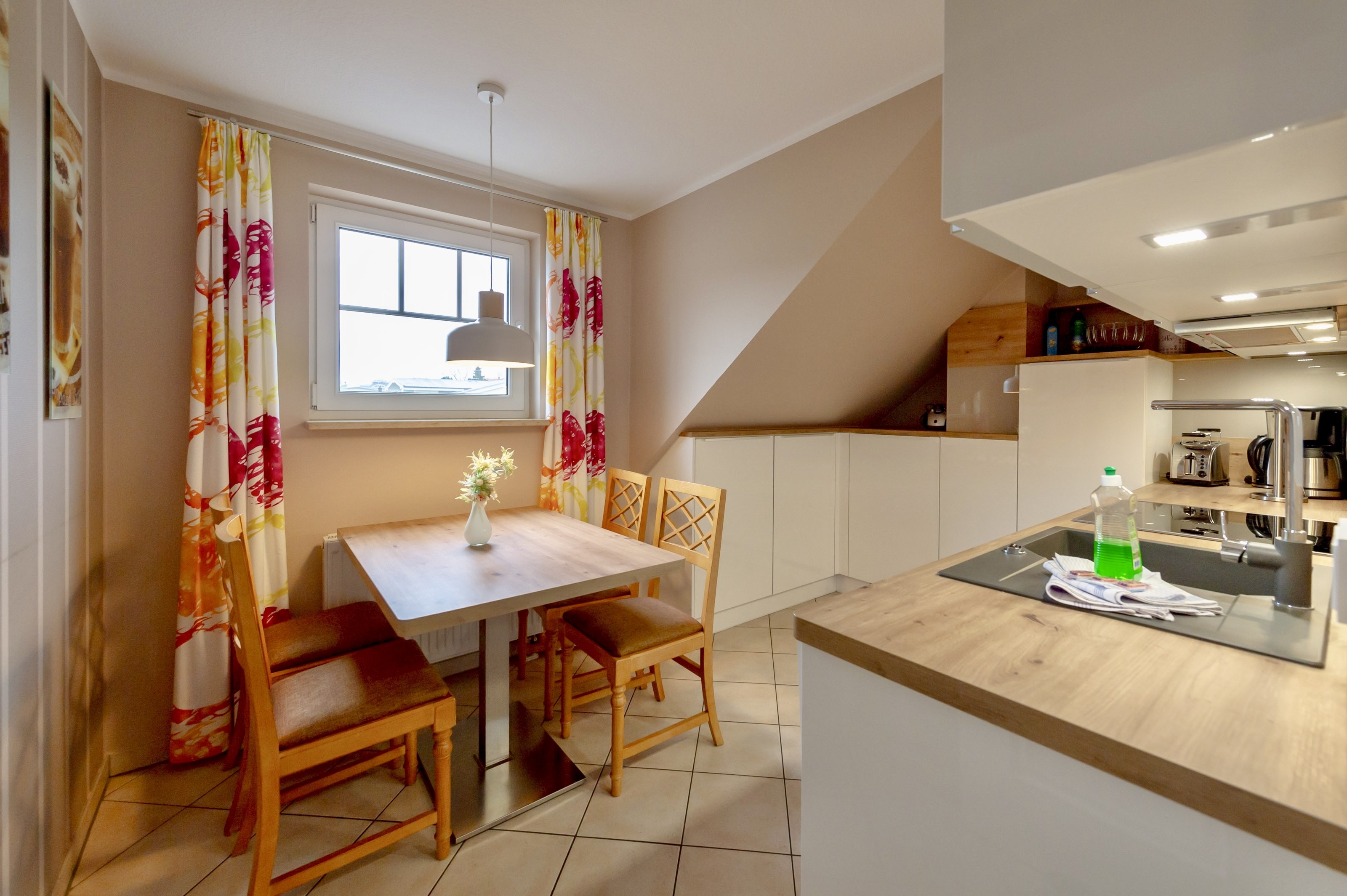 Thumbnail von Maisonettewohnung mit Südseitenbalkon