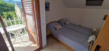 Thumbnail von Steinhaus mit schönem Meerblick