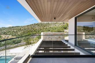 Thumbnail von Moderne Neubau-Villa mit Swimmingpool und Panorama-Meerblick, Region Trogir