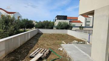 Thumbnail von Moderne Appartements im Erdgeschoss mit Garten