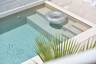 Thumbnail von Moderne Villa mit Swimmingpool und Meerblick, Region Sukosan