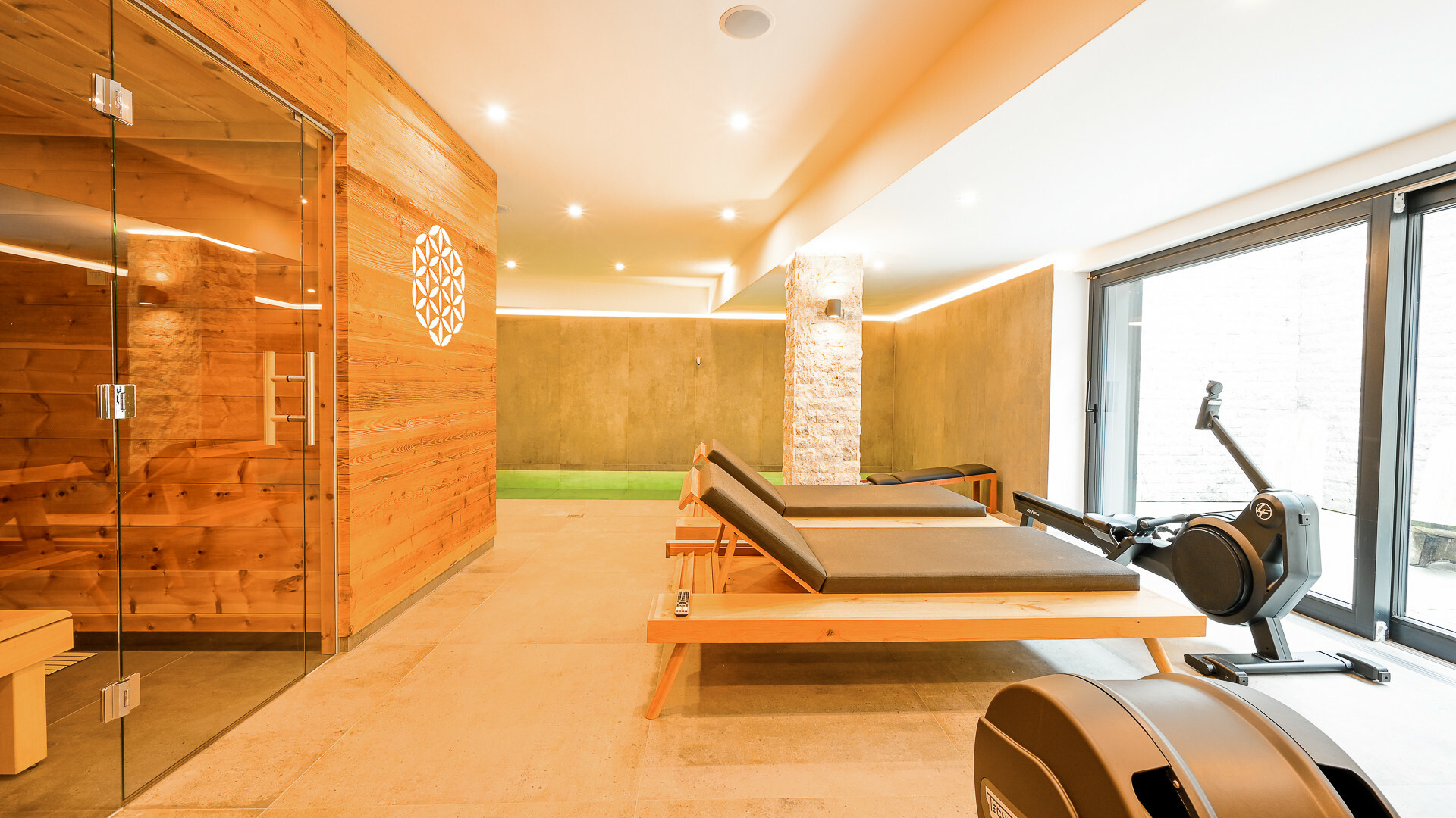 Thumbnail von Luxus-Garten-Maisonette & Wellnessbereich mit Pool