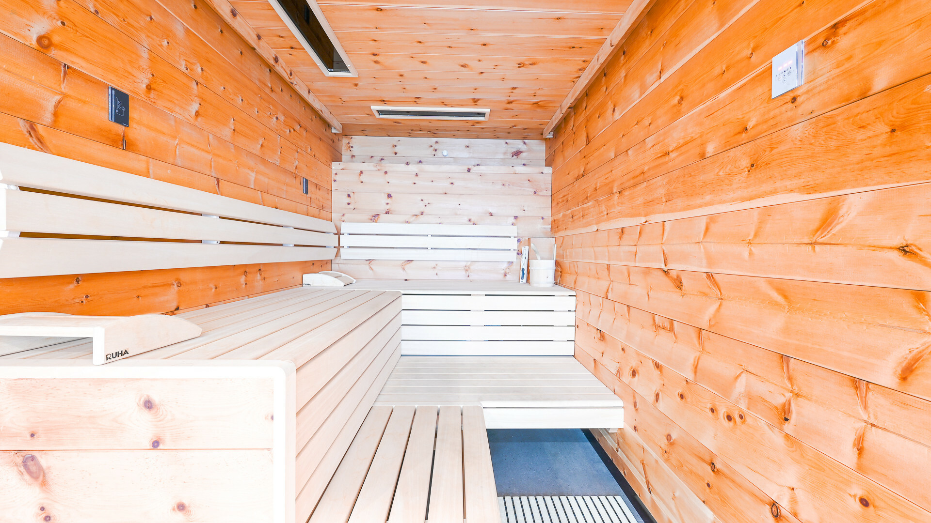 Thumbnail von Luxus-Garten-Maisonette & Wellnessbereich mit Pool