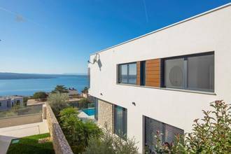 Thumbnail von Moderne Villa mit Pool, Meerblick und Garage