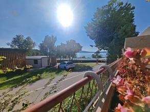 Thumbnail von Doppelhaushälfte mit zwei Wohnungen (+ weitere Wohneinheit) nahe dem Meer