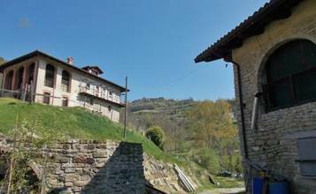 Thumbnail von Ganzes Dorf in der Langhe zum Verkauf