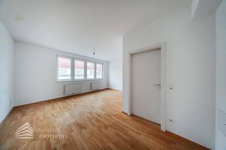 Thumbnail von Helle Garconniere im DG, Nähe Landstraße Hauptstraße