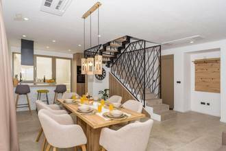 Thumbnail von Moderne Villa mit Pool und schönem Meerblick