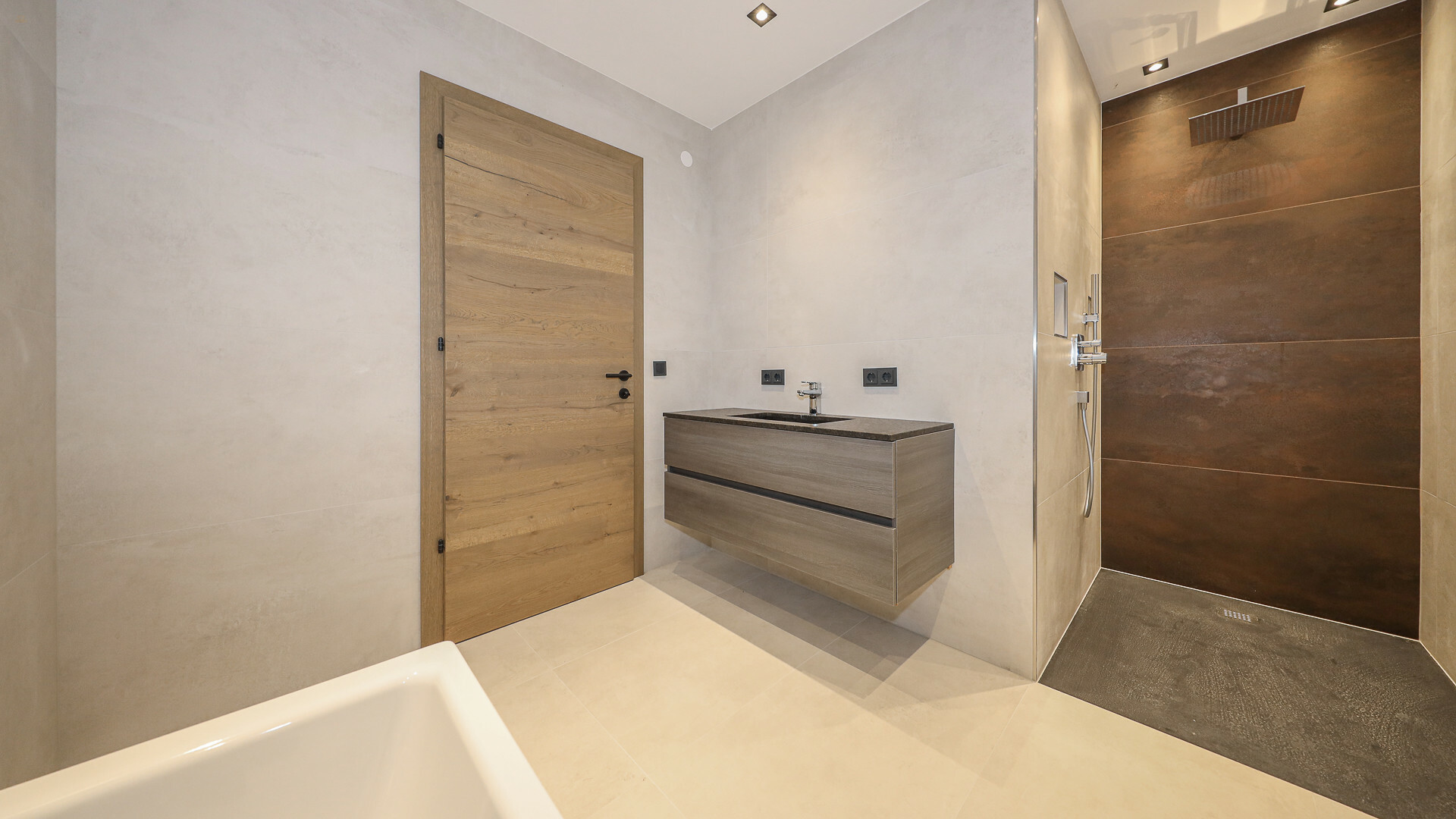 Thumbnail von Exklusiver Neubau mit 4 Wohnungen in sonniger Toplage