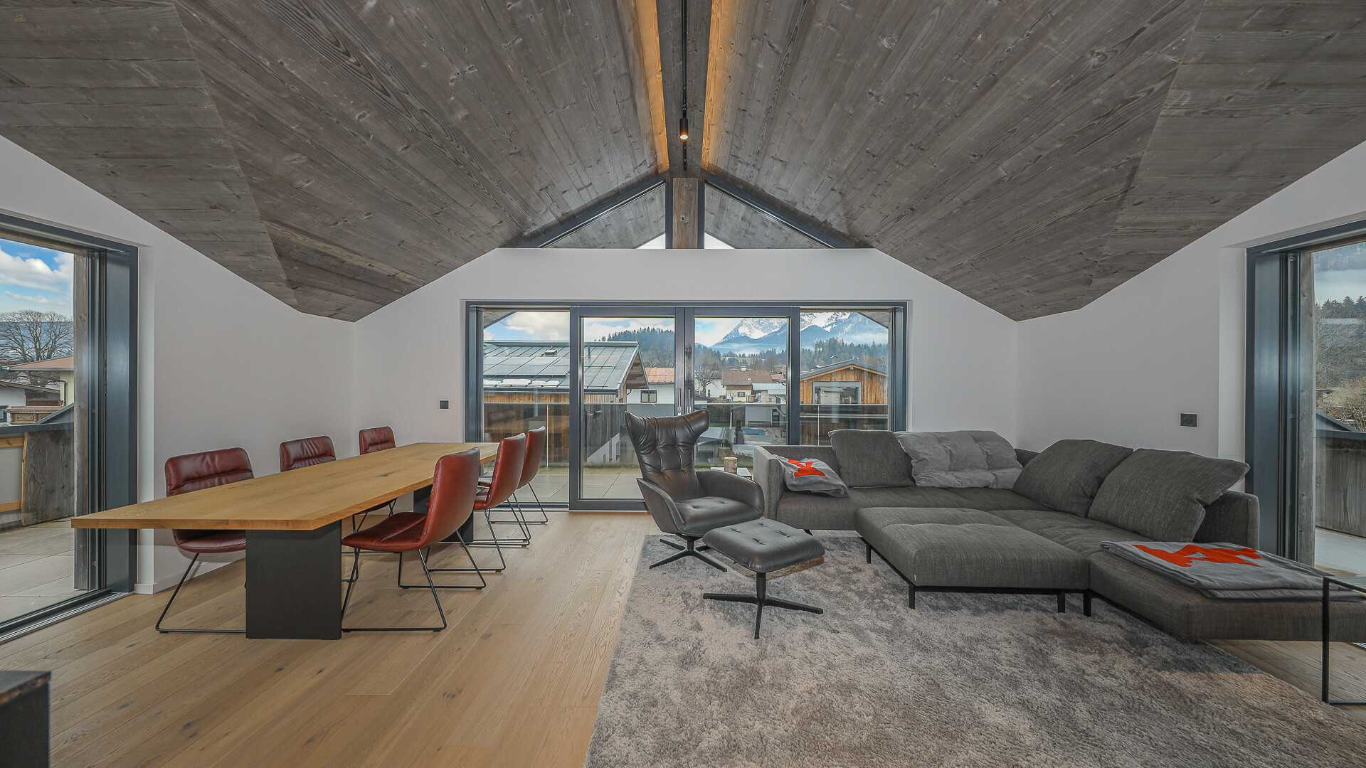 Thumbnail von Exklusiver Neubau mit 4 Wohnungen in sonniger Toplage