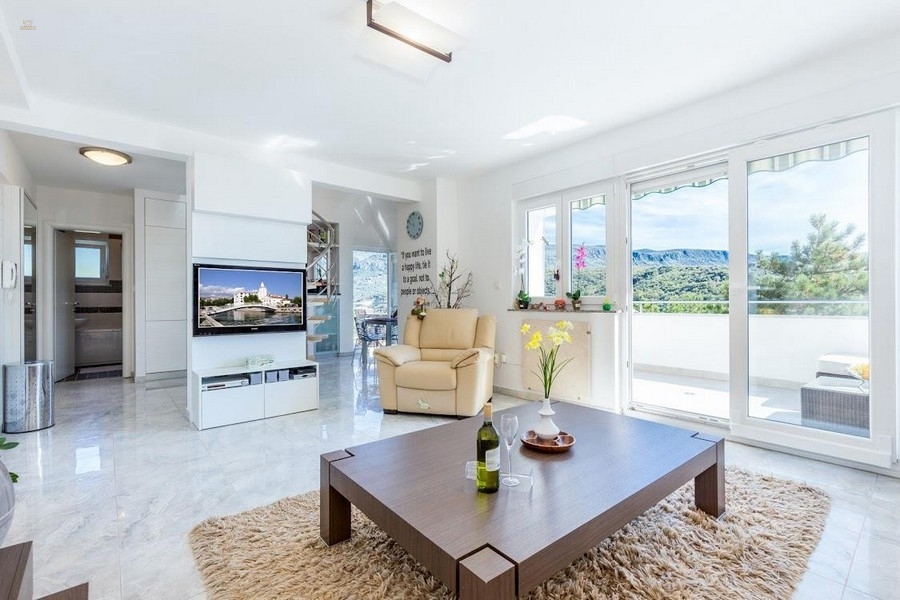 Thumbnail von Moderne Maisonettewohnung mit Dachterrasse und Jacuzzi