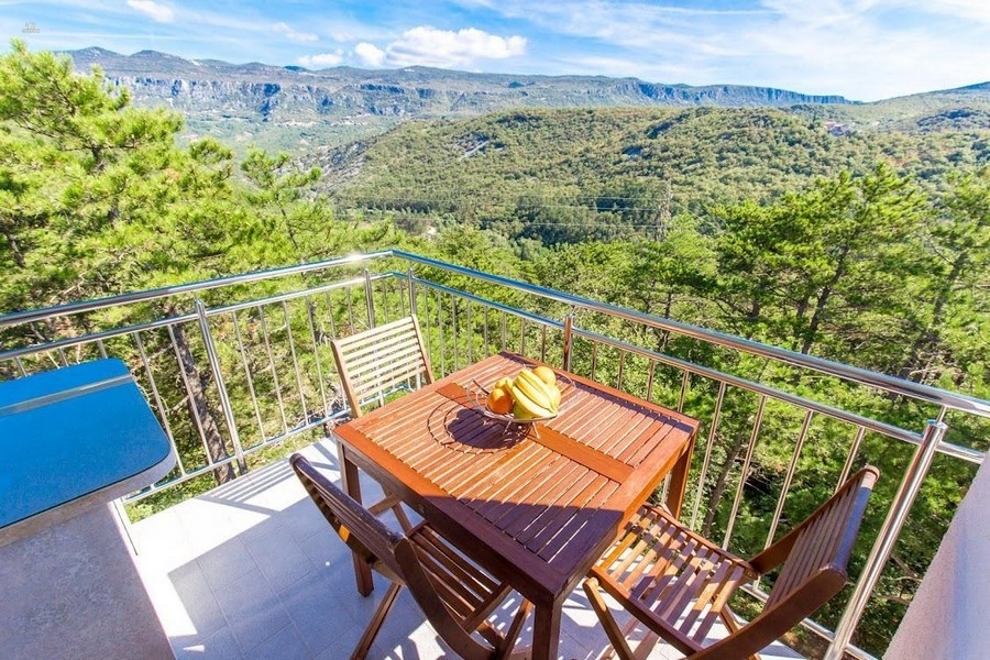 Thumbnail von Moderne Maisonettewohnung mit Dachterrasse und Jacuzzi