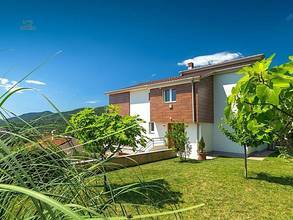 Thumbnail von Villa mit Pool und schönem Meerblick